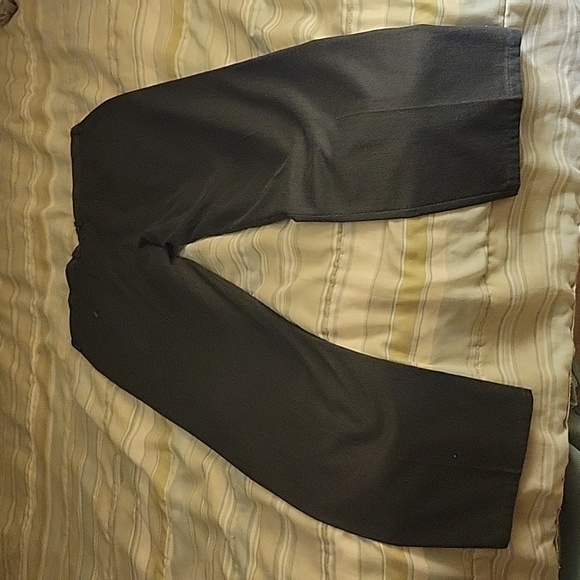 Dockers signature khaki classic fit size 38×34 - Picture 2 of 4